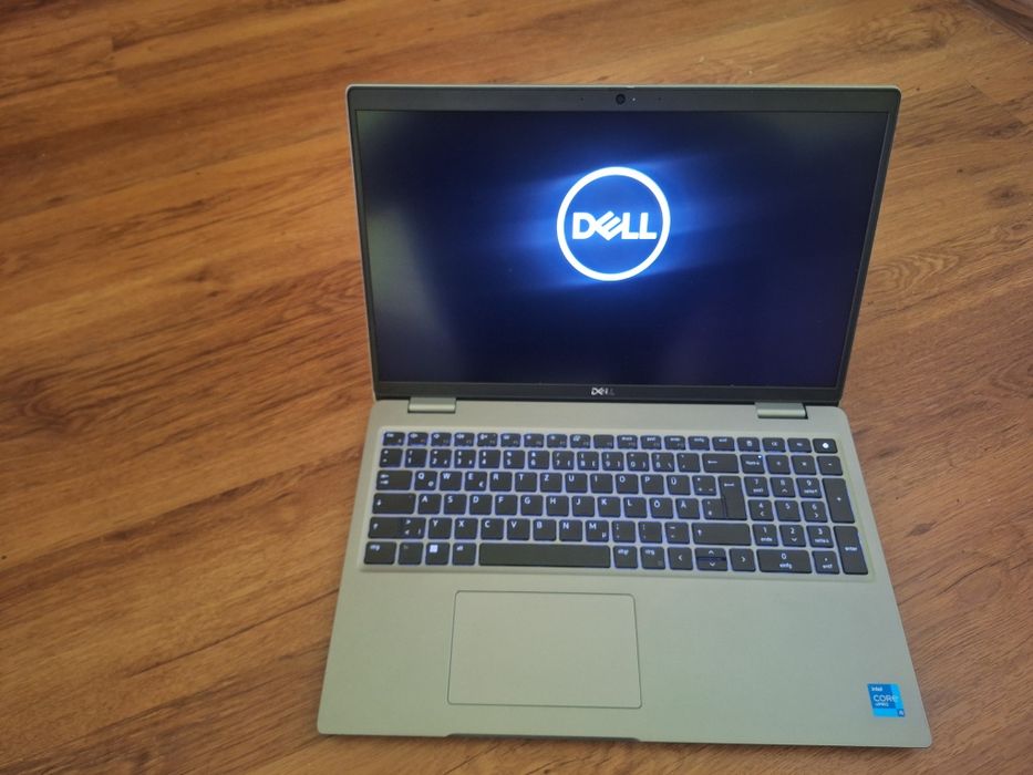 Laptop Dell Latitude 5520