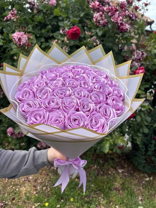 Вечен букет - сатенени рози