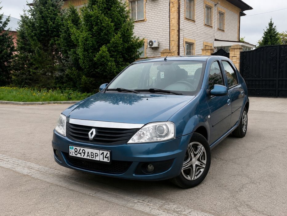 Renault Logan 2013