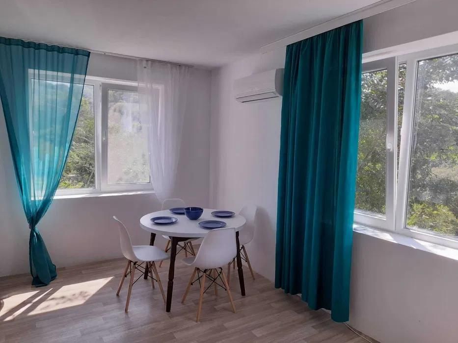 Двустаен апартамент, под наем, кв. Аспарухово