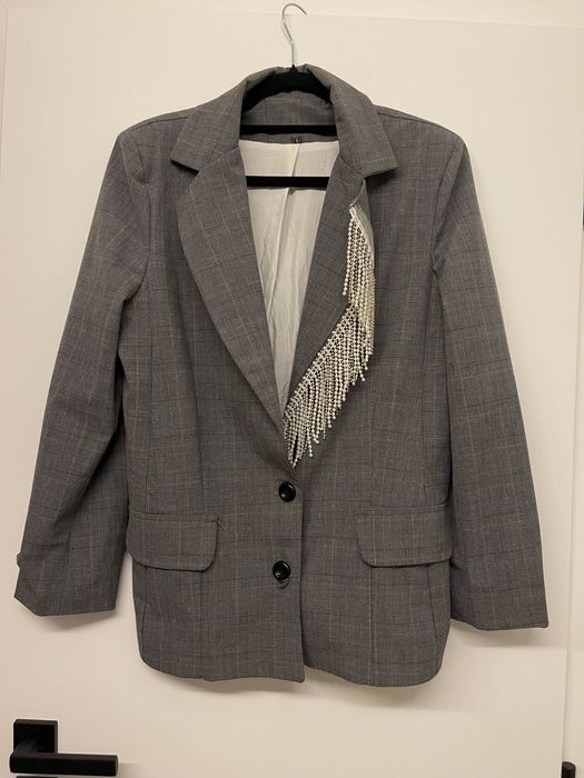 Запазени дрехи без следи от употреба!Zara, LBD и други