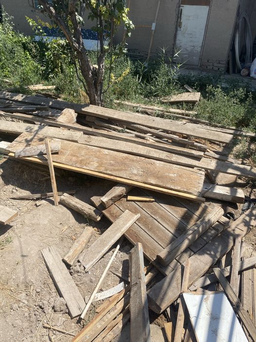 Тахта сотилоди орала