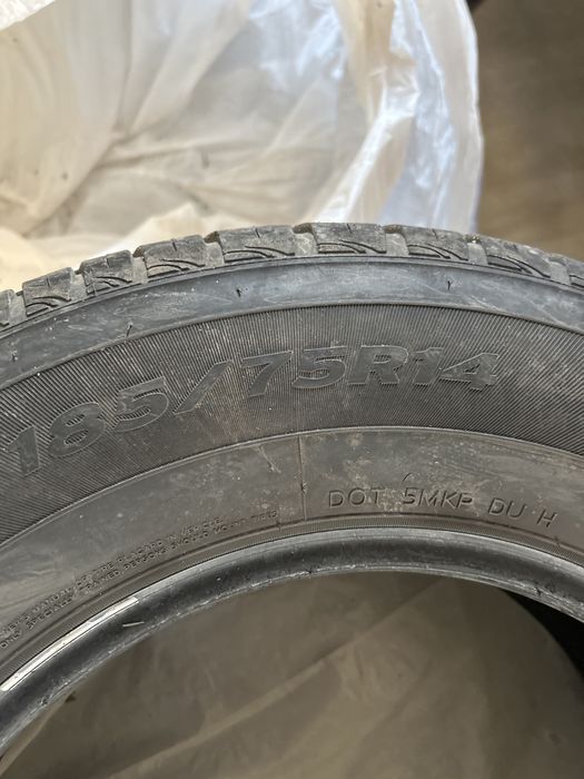 Шины 185/70/14 Оригинал от кобальта