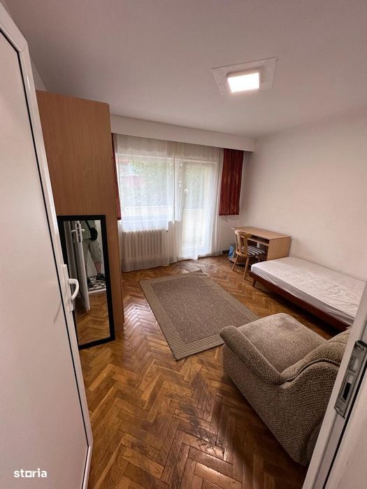 Vand apartament 3 camere Zorilor