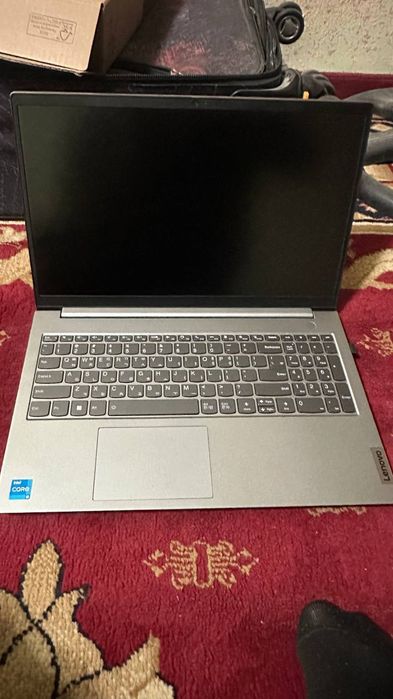 Lenovo laptop Intel corei5 256 gb video card
