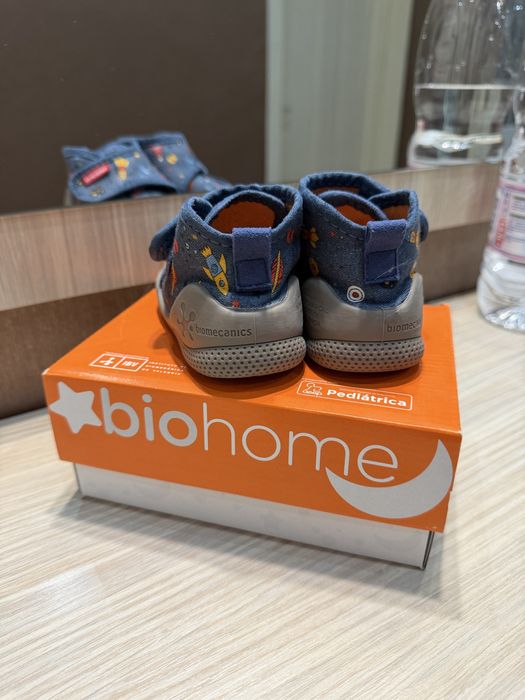 НОВИ пантофи biomehanics