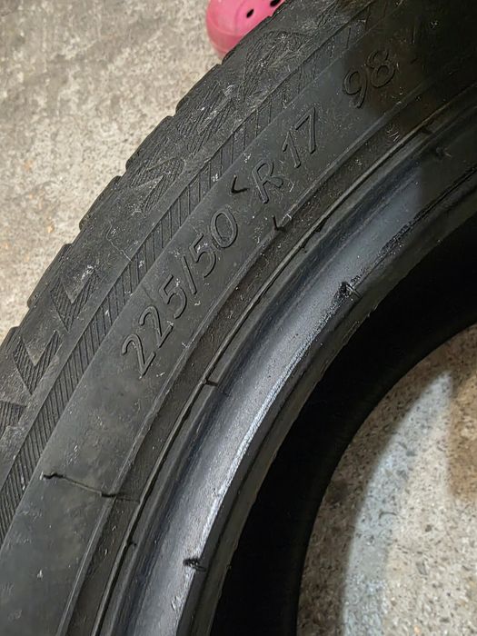Cauciucuri all sezon  225 50 17