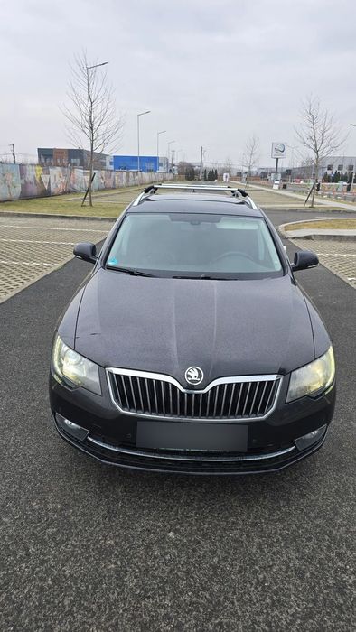 Skoda Superb Skoda Superb Combi 2.0 TDI 170CP DSG model 2015  Elegance/Style