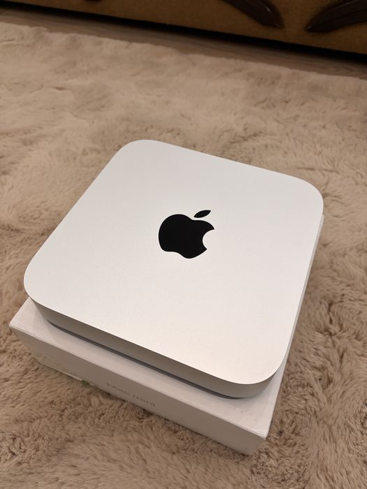 Apple Mac Mini A2686 M2 8GB RAM 256 GB