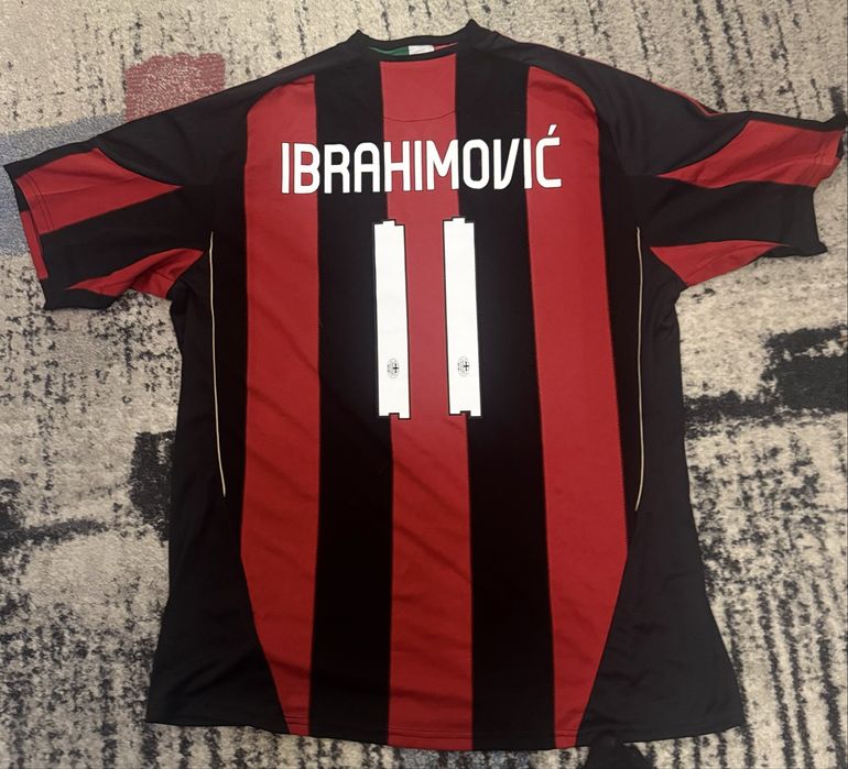 Оригинални Тениски на Милан