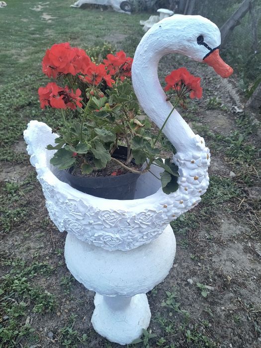 Lebede din ciment