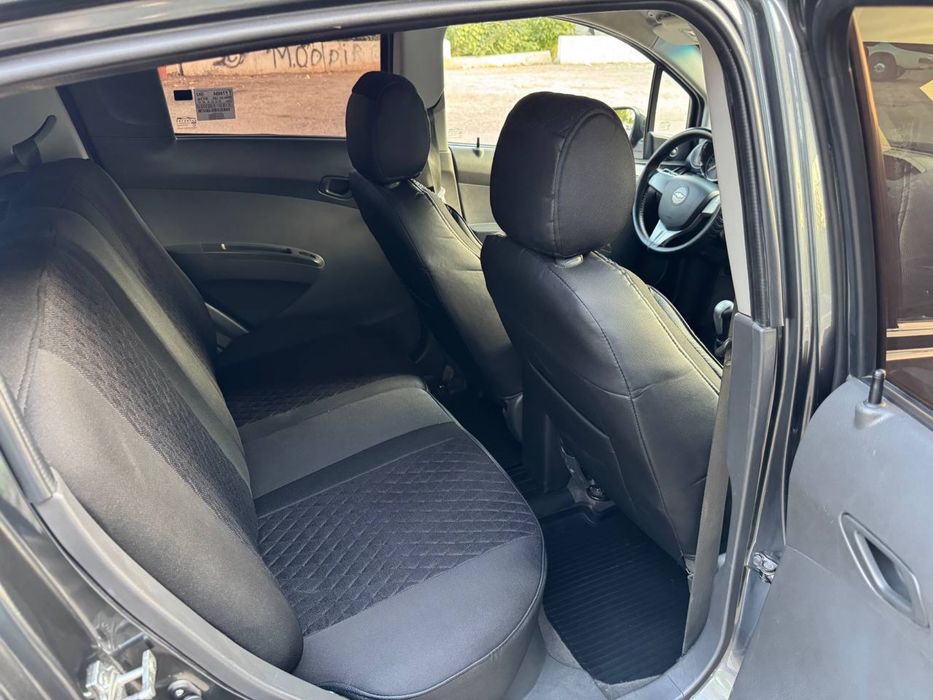 Chevrolet spark avto