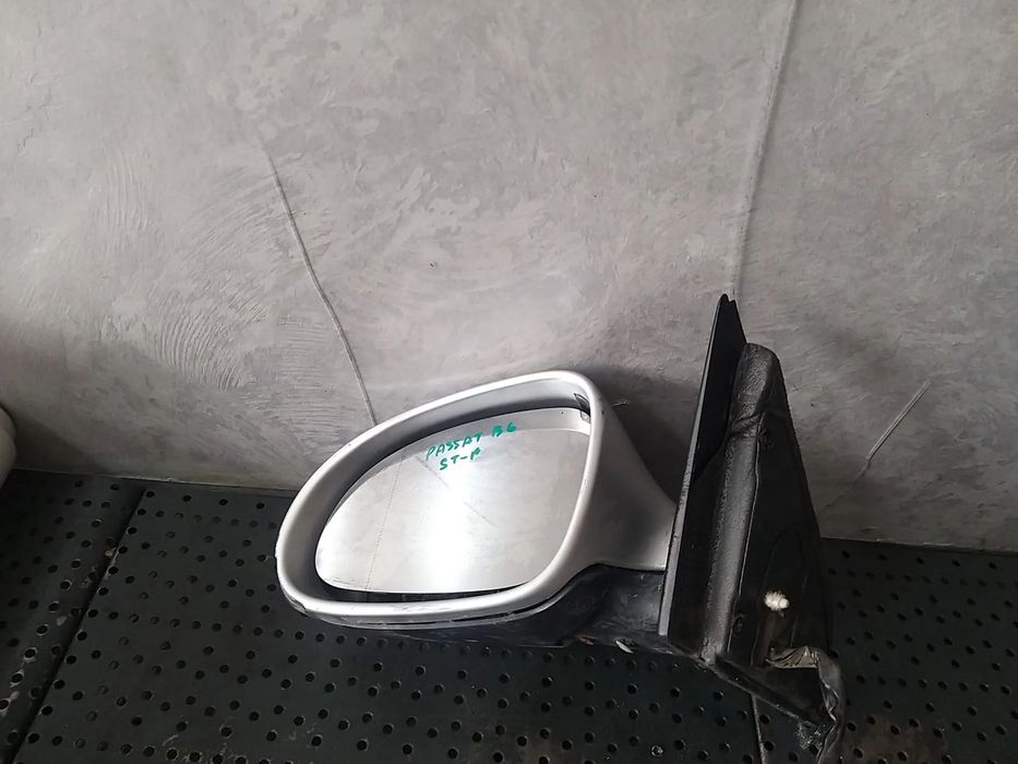 Oglinda electrica stanga vw passat b6 3c pentru piese