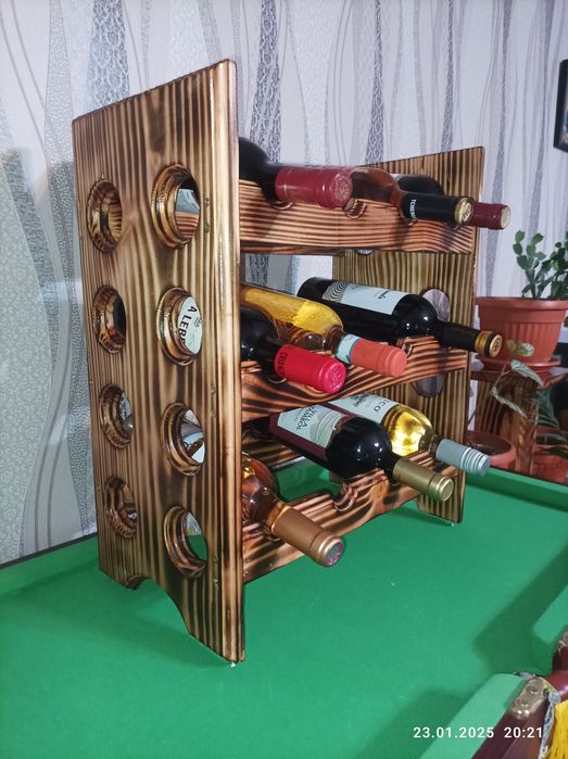 Стойка,стелаж за вино