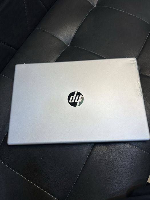 Hp Laptop 15  256/4