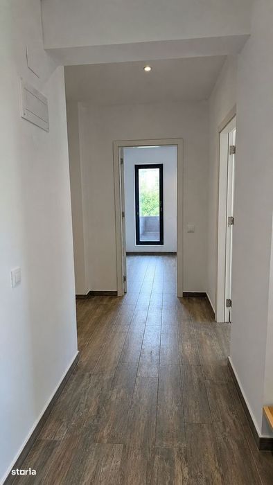 3 Camere, Dezvoltator, Titan, Bloc Finalizat, Metrou, Centrala, 83 MP