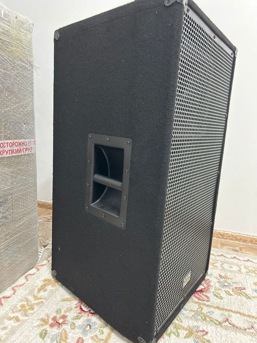 Акустическая колонка