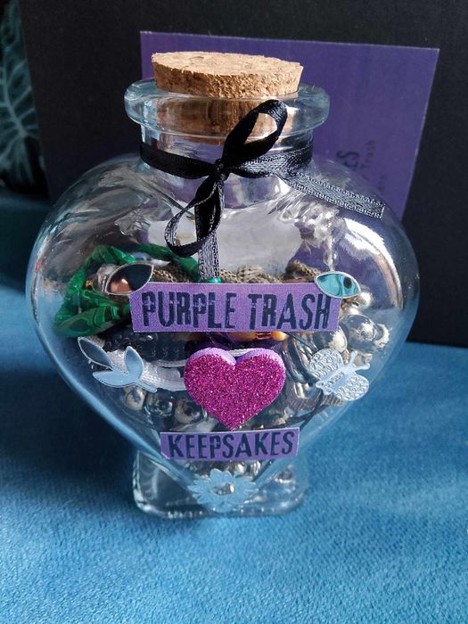 Мистериозни буркани с бижута