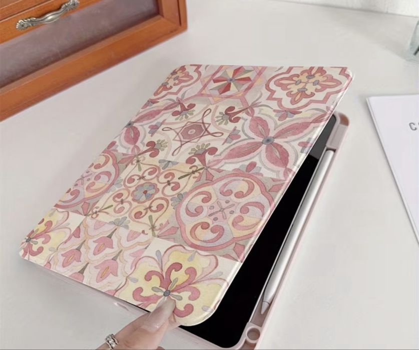 Продам чехол айпад