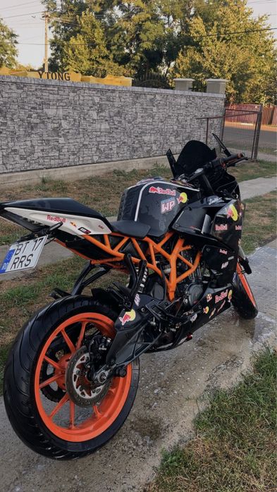 vând ktm rc de 125