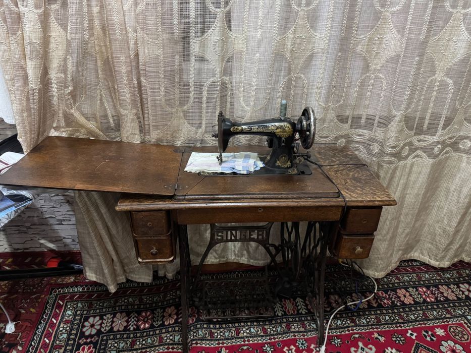 Швейная машинка SINGER