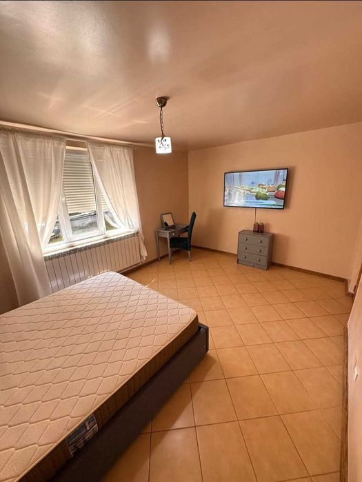 Inchiriez apartament