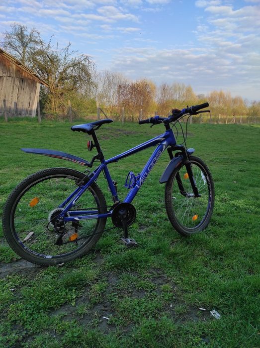 Bicicleta MTB cu cadru de aluminiu 
Roti 26 inch
Cauciucuri noi 
Bicic