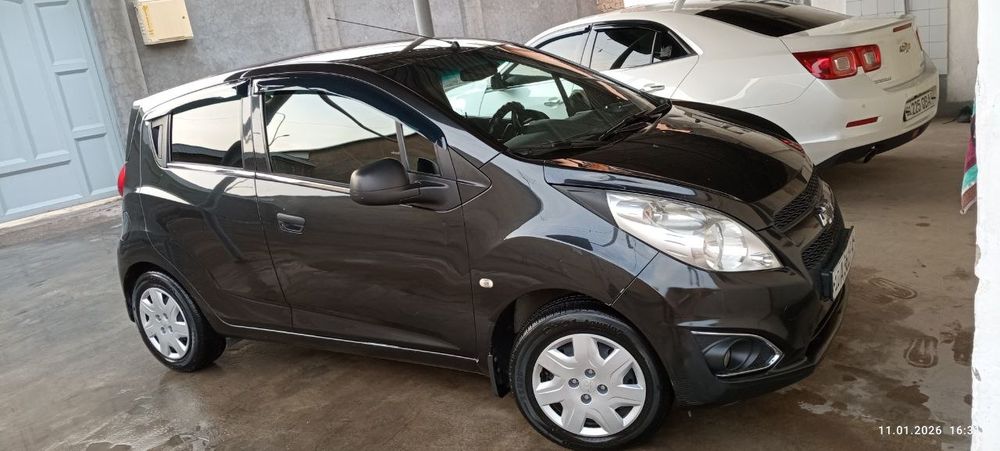 Срочно сотилади спарк 2014