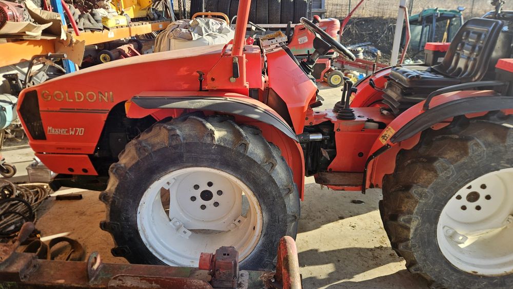 Tractor Goldoni 70 cp