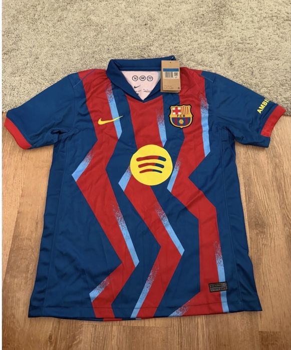 Tricou Raphinia barcelona