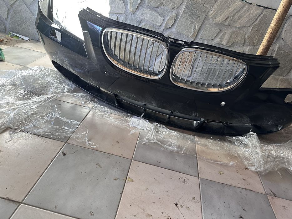 Предна броня комплект с халогени и пластмаси за Е60/61