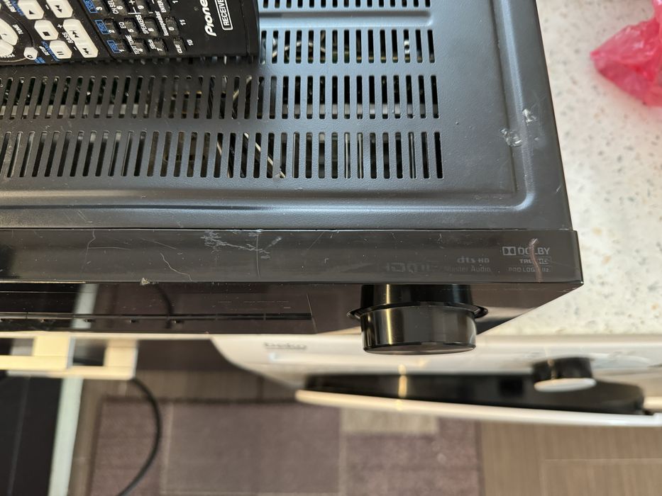 Pioneer VSX-827 resiver