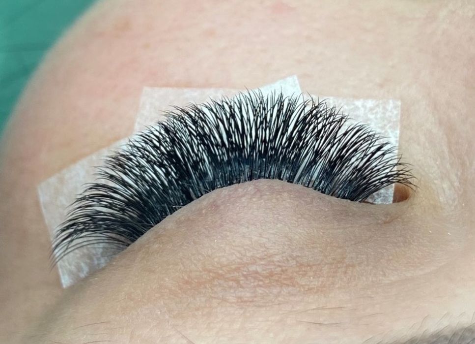 Наращивание ресницы!