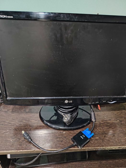 Продам манитор LG