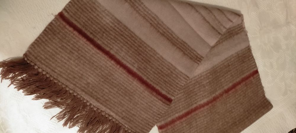 Продам шарфы мужские.