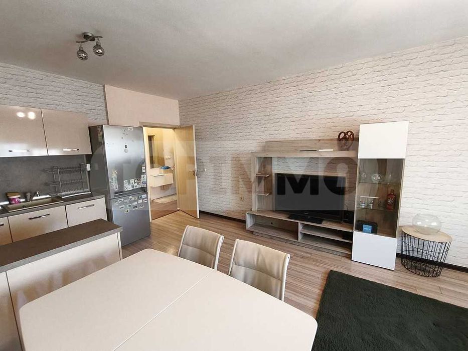 Двустаен апартамент в квартал Левски