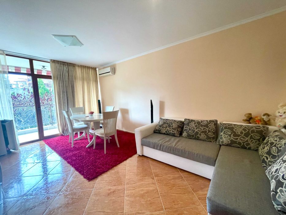 Продава се Тристаен апартамент в Свети Влас - 115 кв.м за 957 €/кв.м - Снимка #2