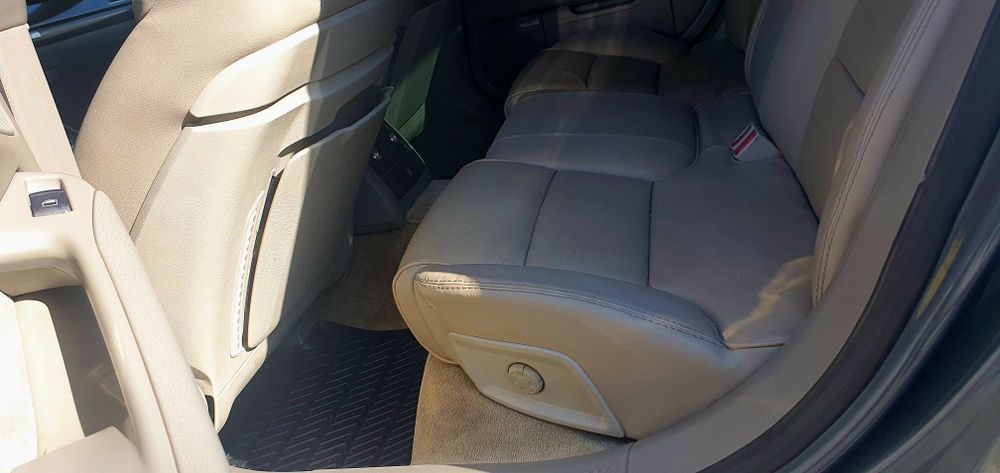 Vând sau Schimb audi A8 2005