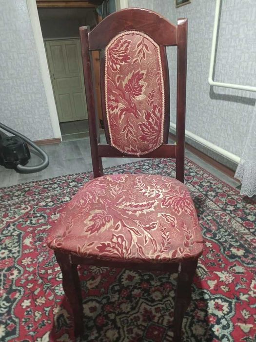 Продам стулья 6 штук