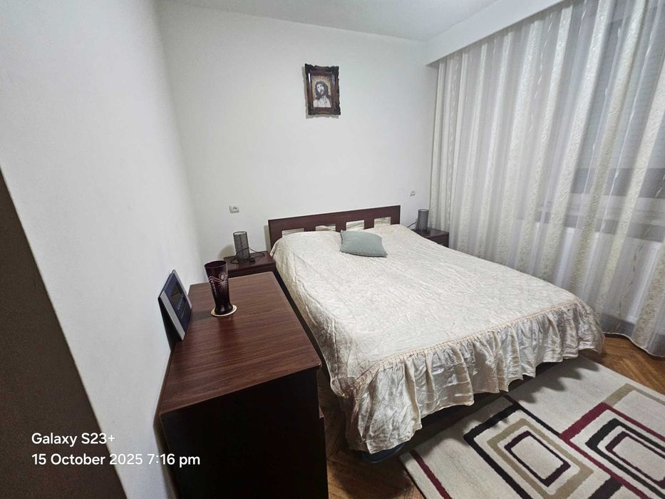 Inchiriez apartament 3 camere Deva