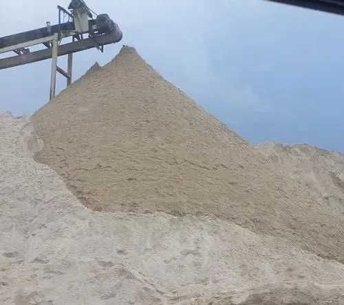 Balast, nisip, ciment, fier la SUPER PRETURI