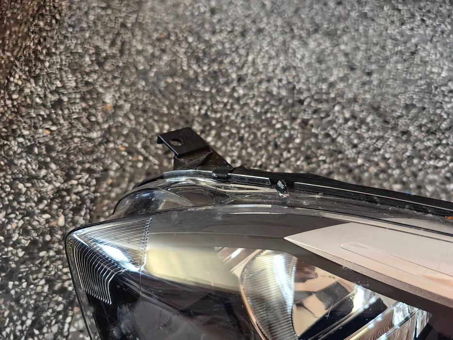 Фар за Renault Capture / Рено Каптюр