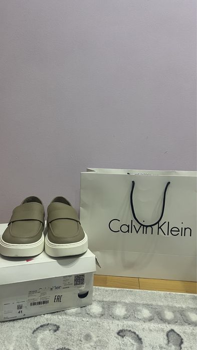 Слипоны бежевый от Celvin Klein