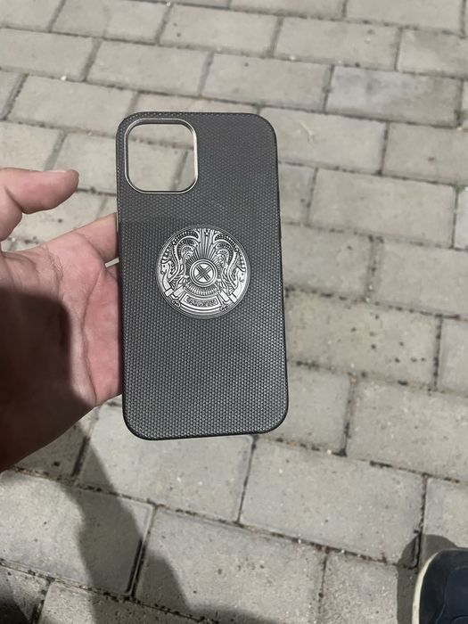 Продам герб чехол для айфон 12