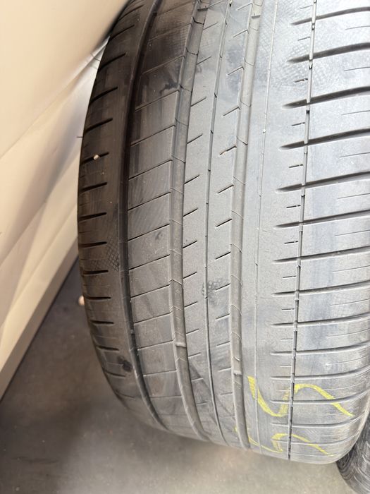 Anvelope vara Michelin * 275/30 R20 si 245/35 R20 Runflat