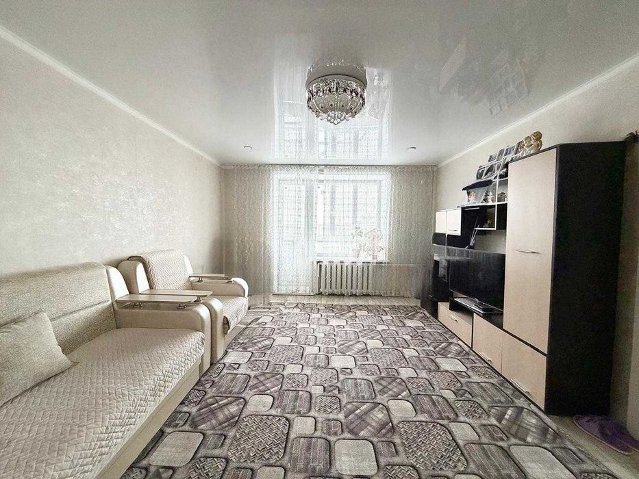 Продам 2 комнатную в Центре!