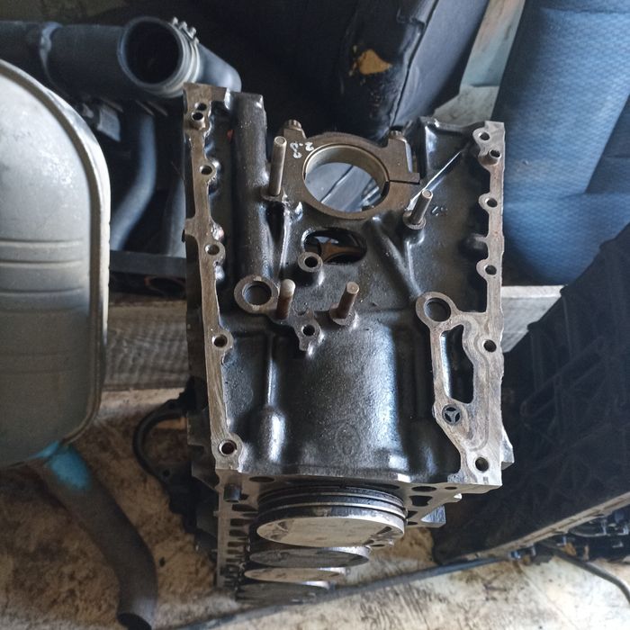 БЛОК И Коленвал МЕРС 124 М104