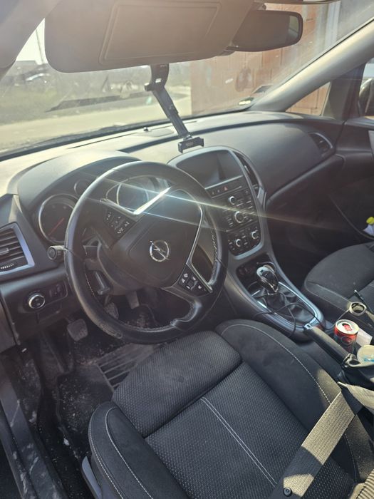 Opel astra J 2013