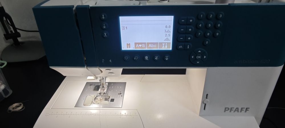 Pfaff ambition 620