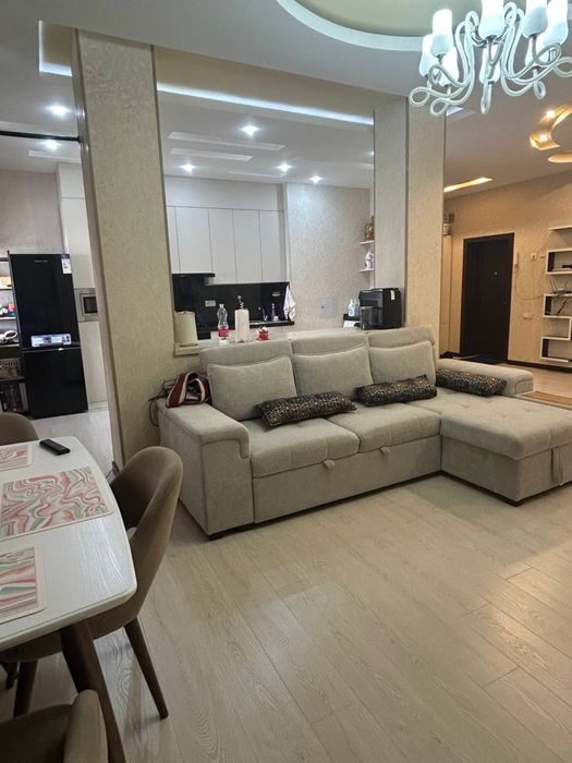 Продажа квартиры в новостройке Яккасарай район дреам хаус 2/5/10